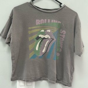 Grey cropped T shirt